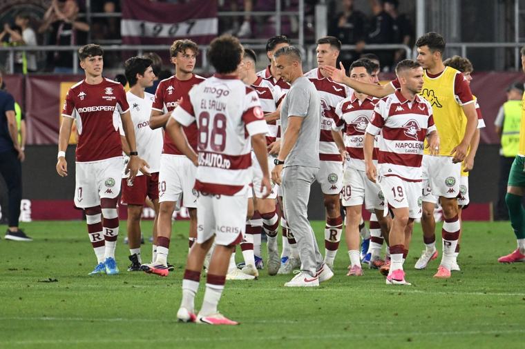 OFICIAL | A plecat de la Rapid după 7 ani și urmează să semneze cu CFR Cluj