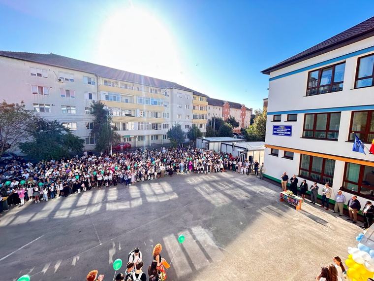 ALBA IULIA: Aproape 200 de milioane de lei, investiţi în educaţie în ultimii 6 ani