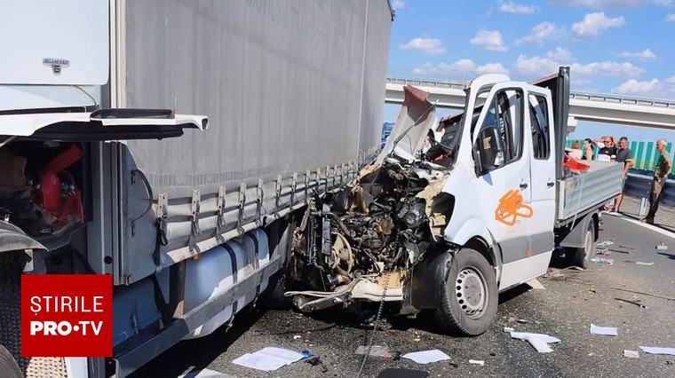 Accident cumplit pe drumul expres Craiova–Pitești. Trei persoane și-au pierdut viața, iar alte două sunt rănite