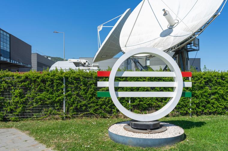 Un politician apropiat fostului premier Viktor Orbán avea putere nelimitată asupra mass-media publice din Ungaria