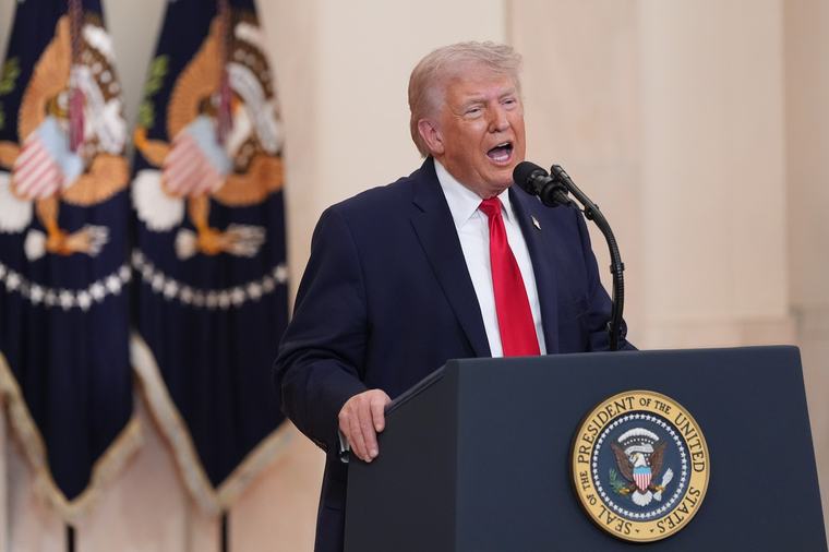 Războiul se reaprinde. Donald Trump, prins într-un conflict fără sfârșit: „Când se va ridica poporul iranian și va lupta?”
