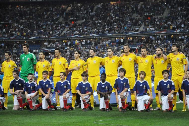 Patronul care și-a pus vestiarul în cap după ce a impus un fotbalist ca titular în fața antrenorului și a jucătorilor: ”Trebuia să-l duc la echipa națională!”