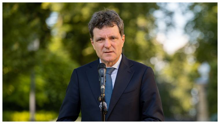 Nicuşor Dan: Politica e o artă a compromisului care nu compromite. Aceste patru luni sunt un eşec pentru toată lumea