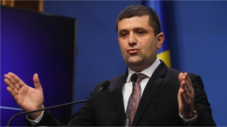 Miruță vrea să invite românii la centrele militare județene pentru prezentări ale evenimentelor actuale și combaterea dezinformării