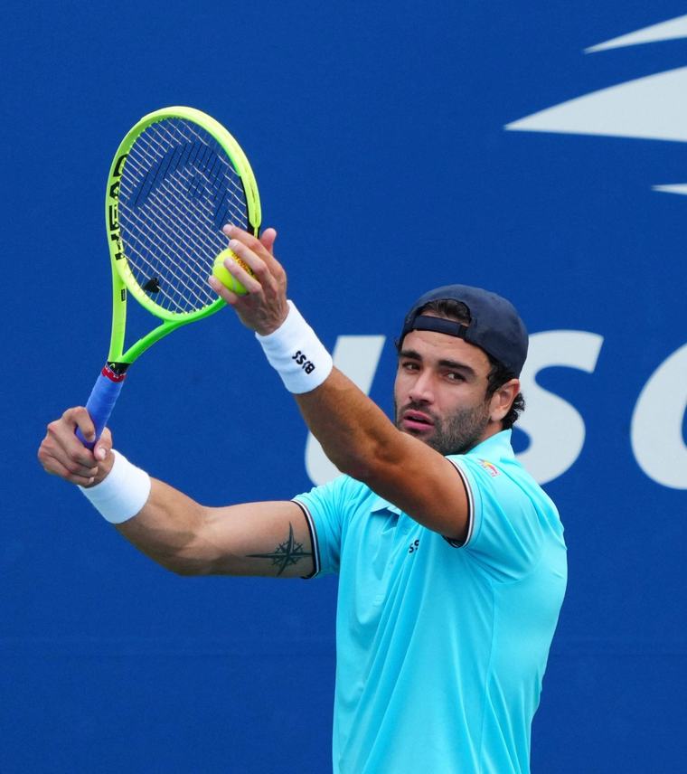 „Îți ucidem familia” Berrettini spune că a primit amenințări cu moartea de la pariori » Controversă după anunțarea noului sponsor al US Open