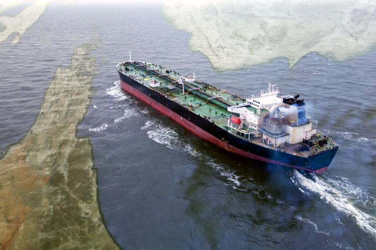 Două petroliere saudite, atacate în Strâmtoarea Ormuz. Au fost lovite de mai multe proiectile la câteva minute distanță