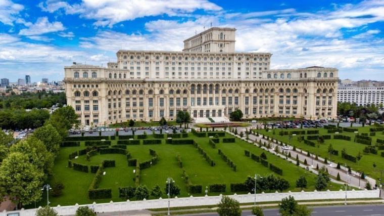 Senatorii şi deputaţii au votat noua componență a conducerii celor două Camere