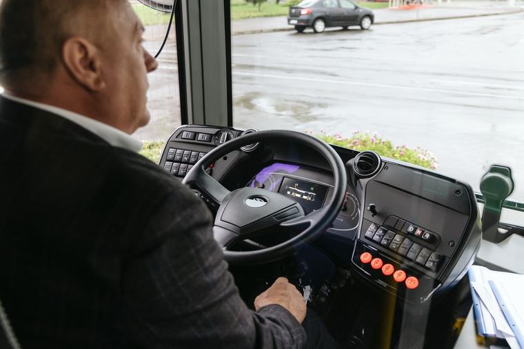 „1 leu pe zi” funcționează la Arad / Transportul public de aici e tot mai utilizat / Peste 80.000 de bilete vândute în august