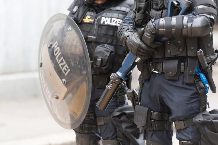 Focuri de armă la o petrecere rave din Elveția. Poliția anunță mai multe victime