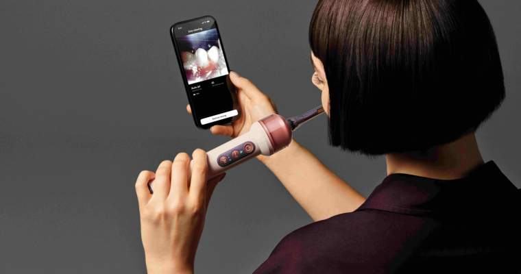 Dyson lansează periuța de dinți care costă 2400 de lei: are cameră și jet automat de apă de gură 1 Septembrie 2026