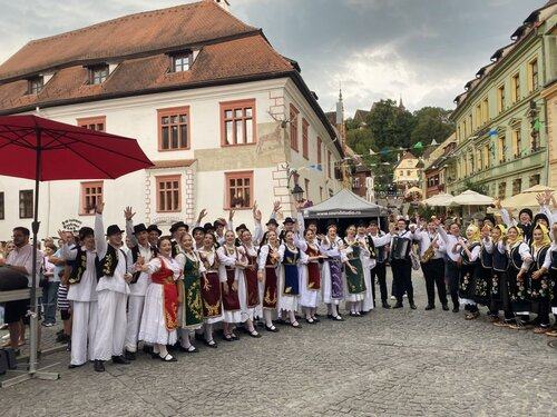 Startseite Kultur ProEtnica wird 25 und das Singen und Tanzen kennt kein Ende