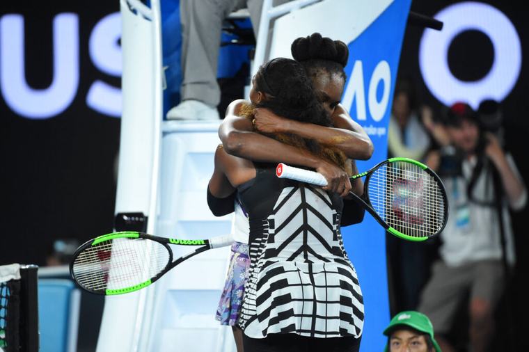 Serena și Venus Williams pierd în tie-break la revenirea lor la US Open