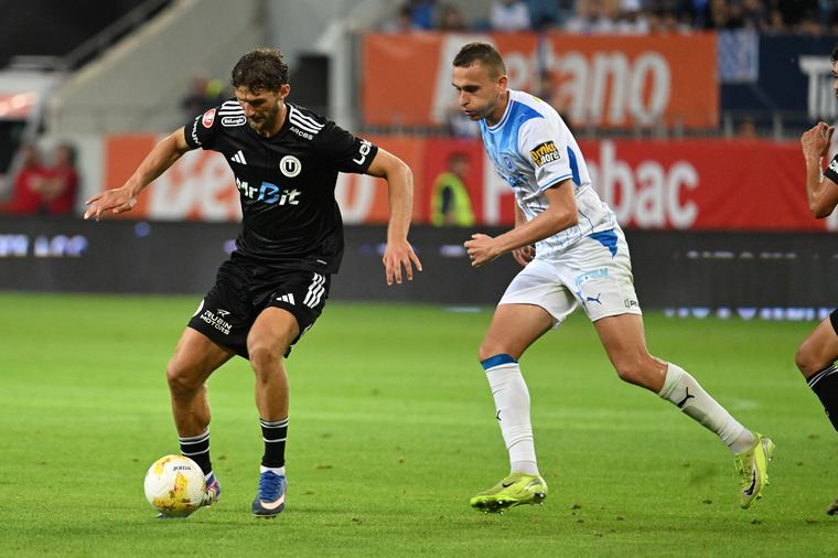 Universitatea Craiova - U Cluj, de la 20:30, pe iAMsport.ro. Ardelenii caută revanșa în fața campioanei României! Echipele de start