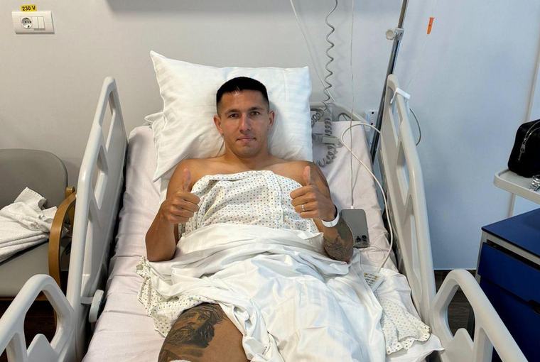 FOTO Blestemat! S-a operat pentru a cincea oară, când îi mergea cel mai bine în Superliga: „Vă promit că NU renunț”
