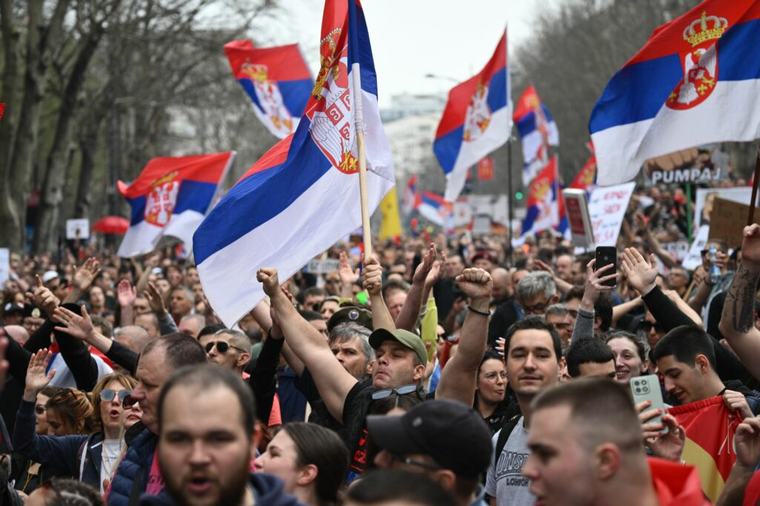 Mii de oameni au participat în Serbia la înmormântarea lui Ratko Mladić, „măcelarul Bosniei”
