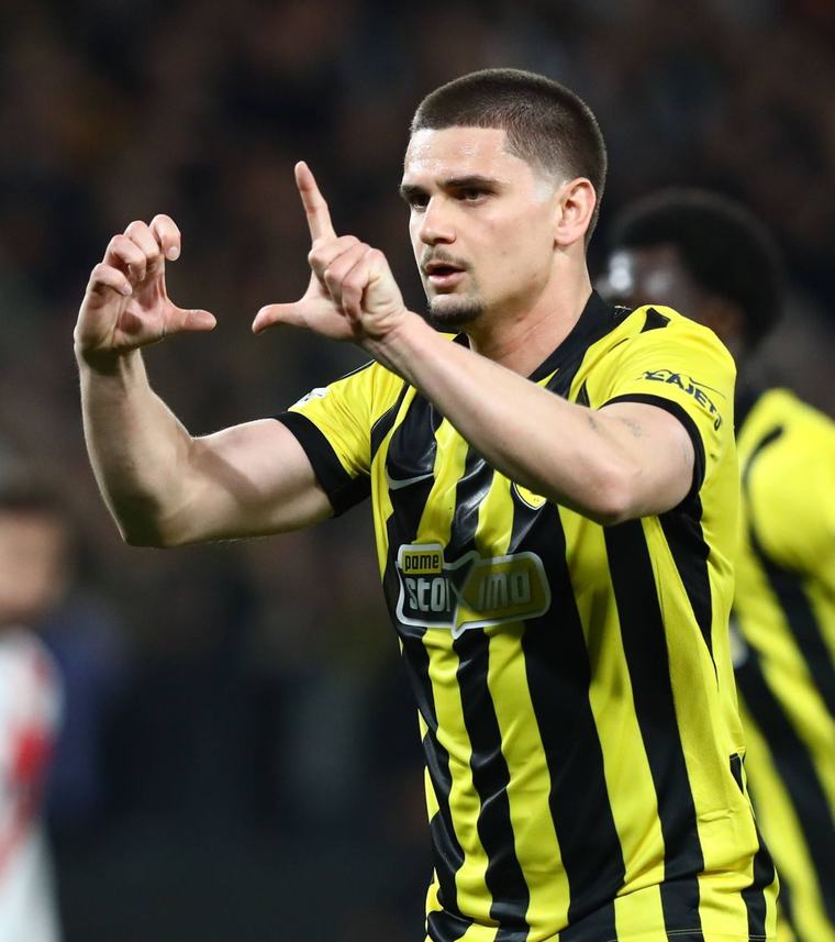 Răzvan Marin nu iartă nimic VIDEO. Mijlocașul a înscris din nou pentru AEK Atena!