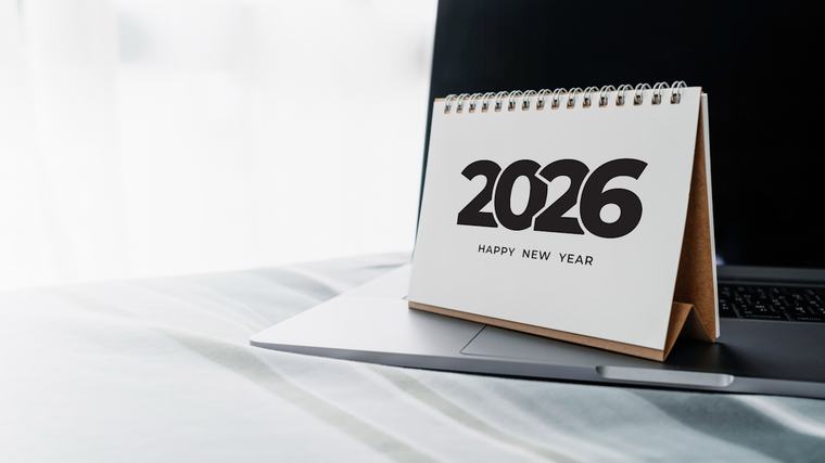 Zile Libere 2026. Calendarul sărbătorilor legale, nelucrătoare, și al minivacanțelor din 2026 În anul 2026, angajații români se vor bucura de 17 zile libere, iar 12 dintre ele vor fi în cursul săptămânii. 10 . 12 . 2025