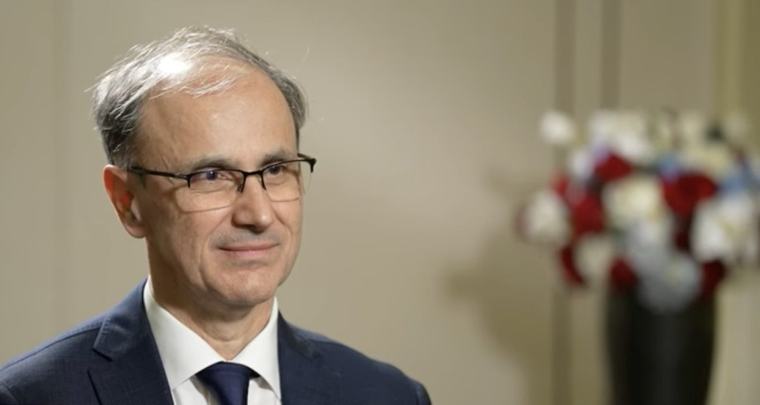 SERBIA: Premierul Macut îi cere președintelui Vučić să dizolve legislativul