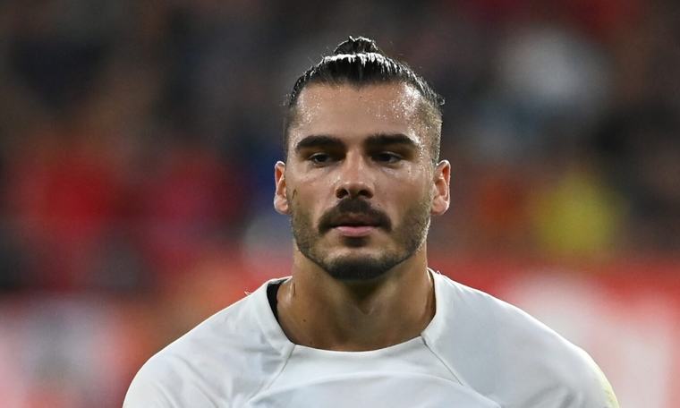 Transferul pregătit de FCSB a fost zărit în tribune la derby-ul cu Dinamo! A încercat să fie discret, dar a atras privirile celor din jur