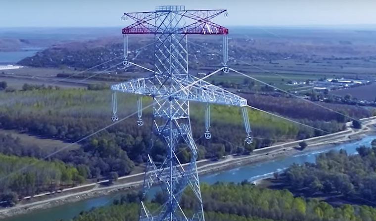 „Am construit motorul, dar nu şi rezervorul”. Care sunt vulnerabilitățile sistemului energetic din România