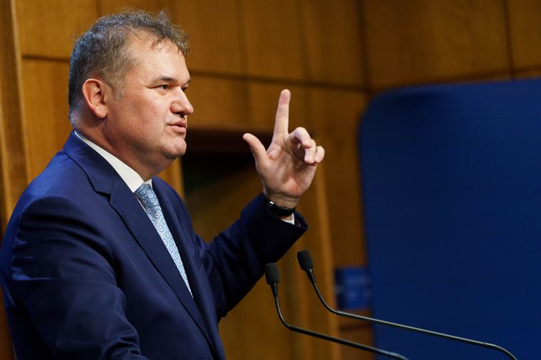 Ministerul Dezvoltării anunță că a depășit țintele PNRR pentru renovarea clădirilor publice: Avem spitale și școli mai eficiente