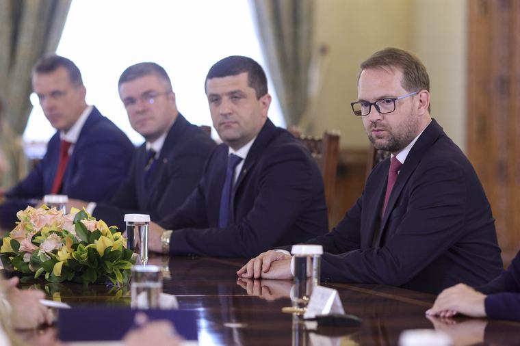 Radu Miruță acuză un „abuz” în cazul lui Dominic Fritz: „Nu ne putem regla conturile politic prin astfel de instrumente”