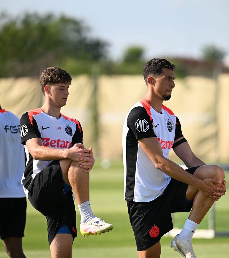 Dezastru cu fundașii Probleme uriașe în centrul defensivei la FCSB: „Și-a rupt clavicula”