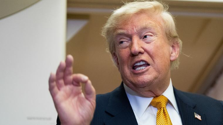 Trump ameninţă că va opri comerţul cu ţările faţă de care SUA au deficit dacă Fed nu va reduce drastic dobânzile
