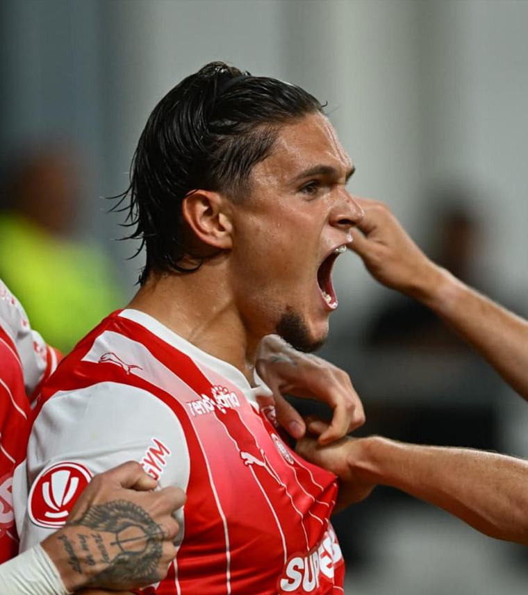 Pascual a deschis scorul în derby FOTO. Golul spaniolului din Dinamo - FCSB, validat cu ajutorul VAR! Kovacs a avut de luat o decizie dificilă