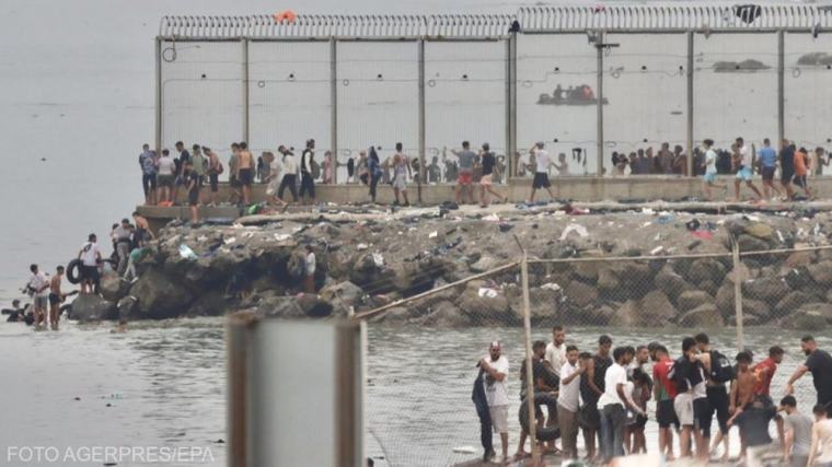 Criza migranților din Ceuta provoacă un scandal politic la Madrid